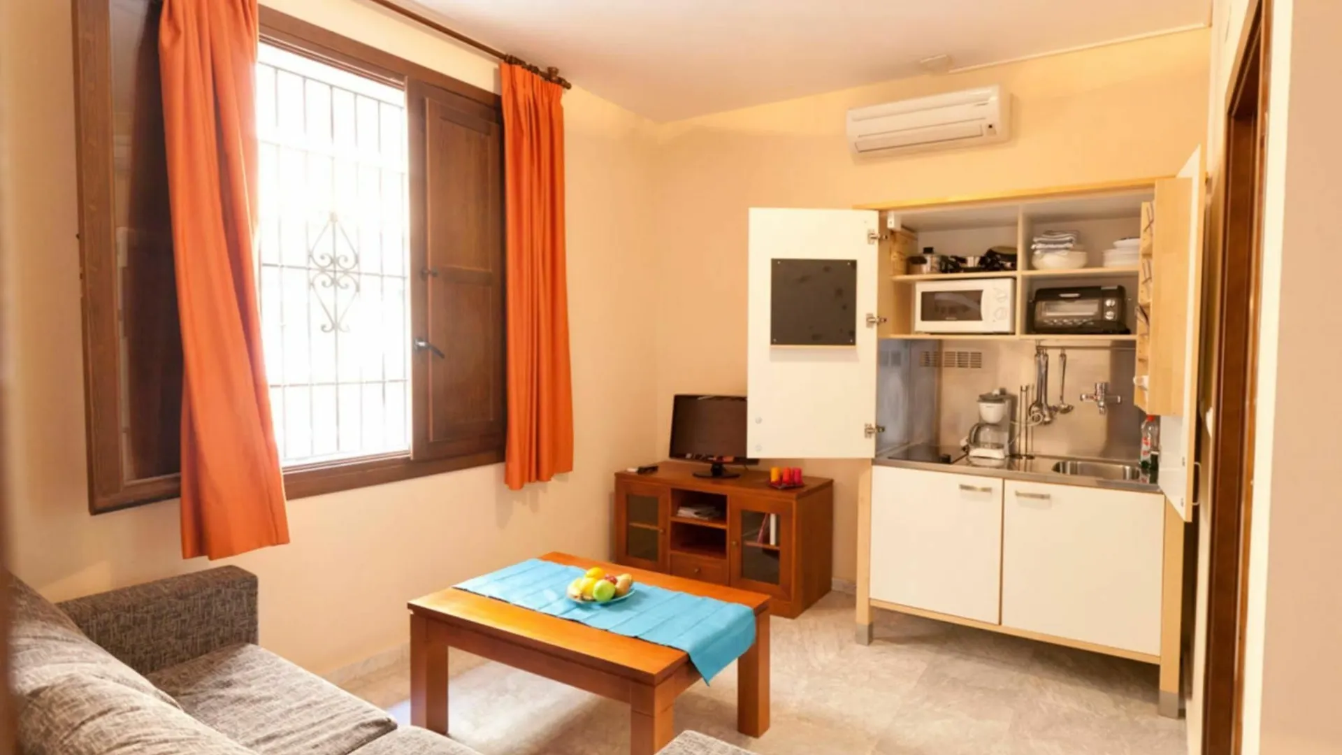 Apartamentos Mercader De Sedas Granada